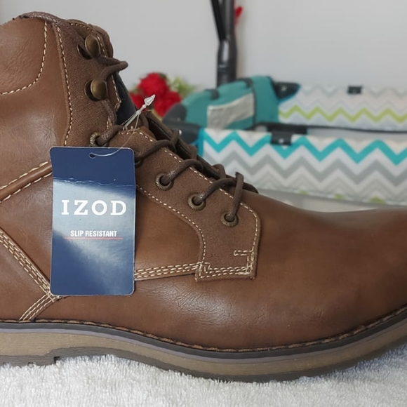 Boots - Picture 3 of 4